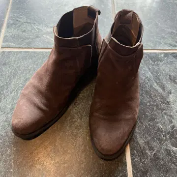 ZARA 브라운 사이드 고어 부츠 가죽