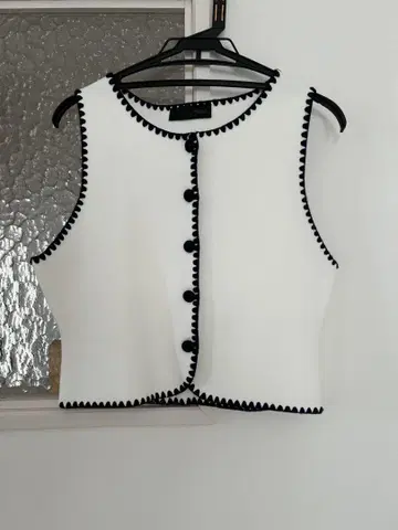 ZARA 화이트&네이비
