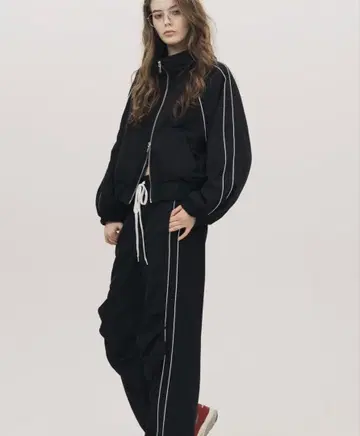Thetoe 트랙 팬츠