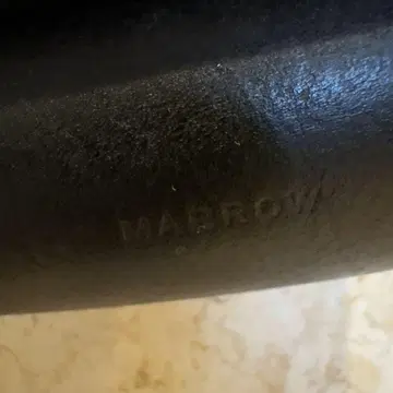 MABROW 블랙 가죽 숄더백