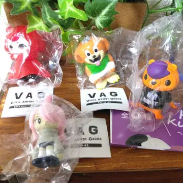 VAG 피규어 세트 3종 + 곰돌이 1종 미개봉 새상품