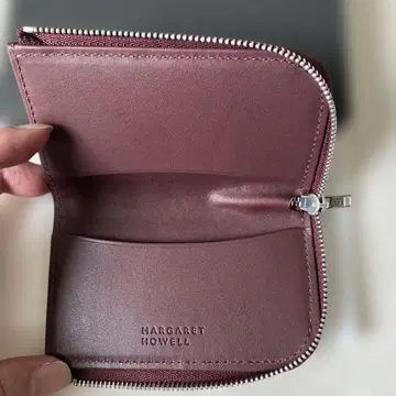 미사용 새상품 MARGARET HOWELL 버건디 카드 케이스
