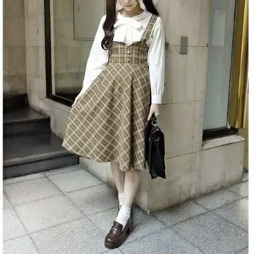 [새상품급] 핀트 Fi.n.t 백리본 서스펜더 스커트 레트로