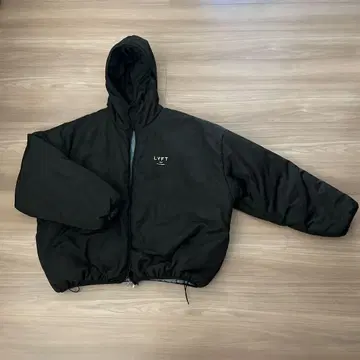 LYFT OVERSIZE HOODED PUFFER JACKET