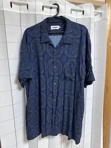 XLARGE 네이비 계열 꽃무늬 반팔 셔츠