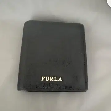 FURLA 블랙 가죽 접이식 지갑