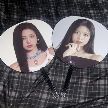 BABYMONSTER 아현 부채