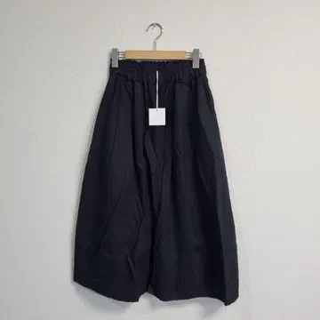 새상품 SETTO 세트 린넨 스커트 블랙