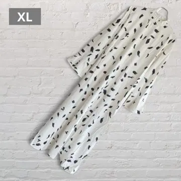 [ 새상품급 ] 긴팔 롱 원피스 맥시 길이 올 패턴 화이트x블랙 빅 XL