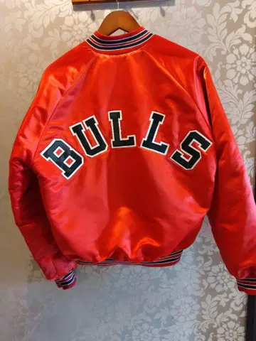 초크라인 시카고 불스 빈티지 바시티 자켓