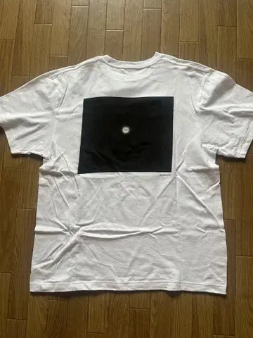 카네코아야노 T셔츠 돌의 실 XL