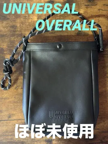[ 거의 미사용품 ] UNIVERSAL OVERALL 블랙 숄더백