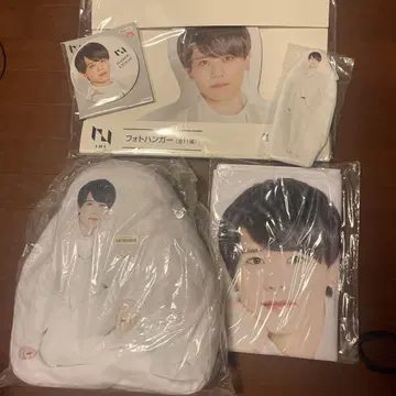 INI 후지마키 쿄스케 포토 행거 쿠션 담요 캔뱃지 파우치