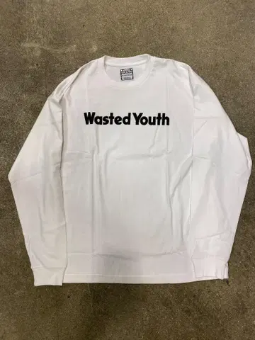 Wasted Youth LS 티셔츠