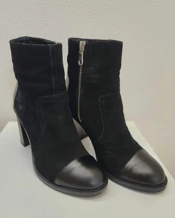 블랙 스웨이드 지퍼 부츠 힐 8cm