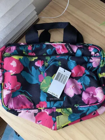 Vera Bradley 플로럴 토트백 택 포함