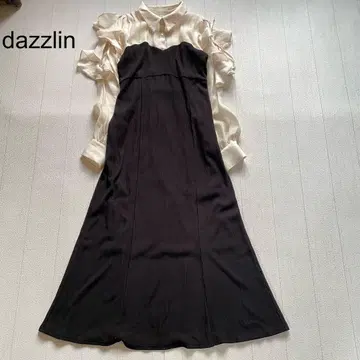 dazzlin 오픈 프릴 리브 원피스 블랙 F