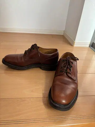 Loake 로크 브라운 가죽 레이스업 슈즈