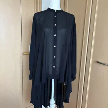 쿨 카리안 시어 블라우스