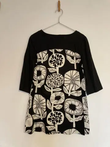 marimekko 꽃무늬 칠부 소매 튜닉 36