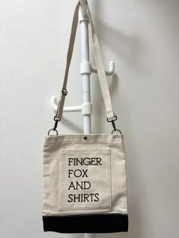 [ FINGER FOX AND SHIRTS ] 숄더백 사코슈