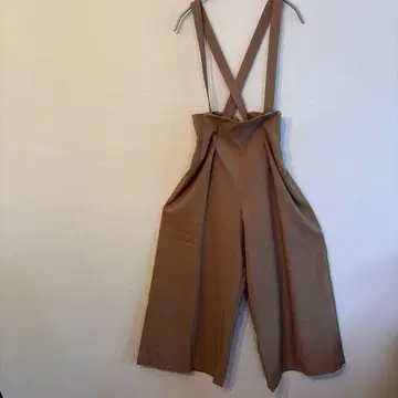 UNITED ARROWS 베이지 크로스 스트랩 와이드 레그 살로펫
