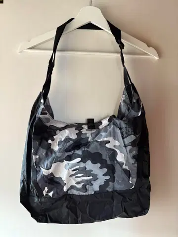 THE NORTH FACE 카모플라쥬 숄더백 에코백