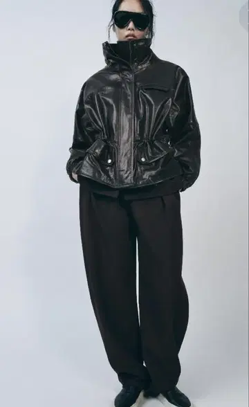 [ 완판템 ] zara ZW 컬렉션 100% 레더 자켓 리얼 가죽