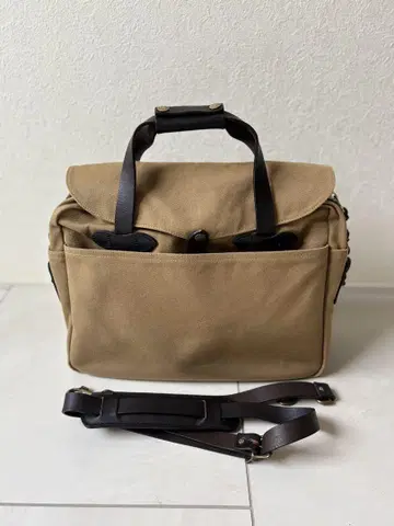 필슨 브리프 케이스 컴퓨터 백 컨디션 최상 단종 제품