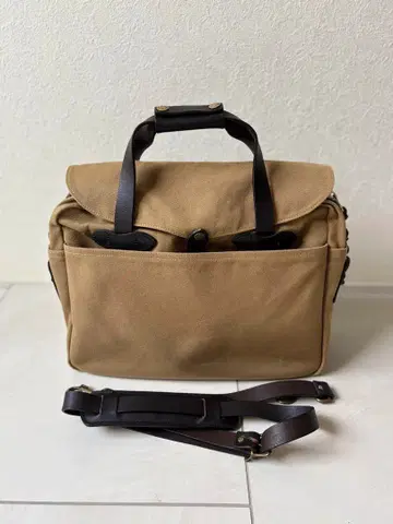 필슨 브리프 케이스 컴퓨터 백 컨디션 최상 단종 제품