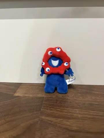 미야쿠미야쿠 키링