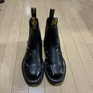 neighborhood dr.martens Dr. Martens