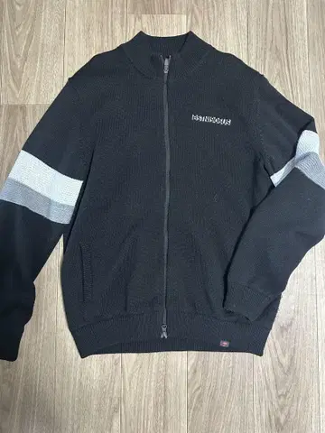 남성용 New Balance 골프 점퍼 사이즈 7 블랙 니트