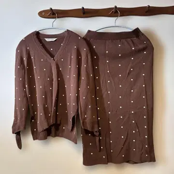 TORRAZZO DONNA 브라운 도트 무늬 셋업