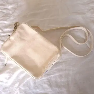 [ 가격 인하 ] 이치자와 신자부로 캔버스 숄더백 아이보리