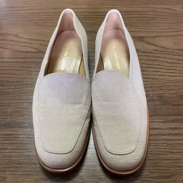 베이지 캔버스 로퍼 낮은 힐