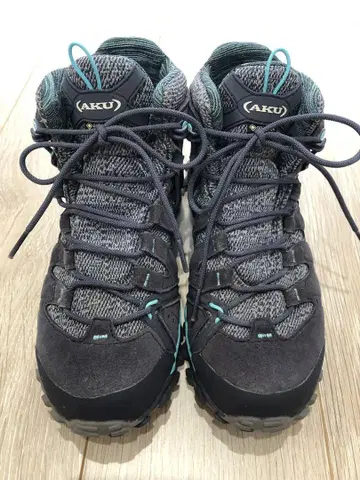 AKU 하이킹 슈즈 24cm