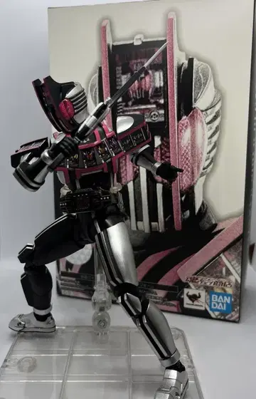 S.H.Figuarts 진골조제법 가면라이더 디케이드 컴플리트 F