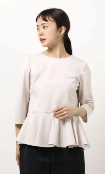 모크로디 페플럼 블라우스 아나이 38