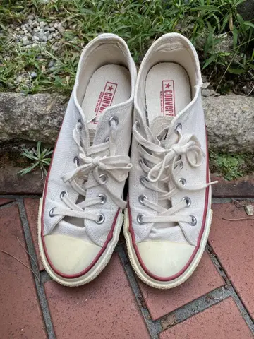 CONVERSE ALL STAR 화이트 로우컷 스니커즈