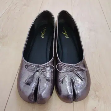 SESTO 로우힐 타비 펌프스 24.5 타비 슈즈