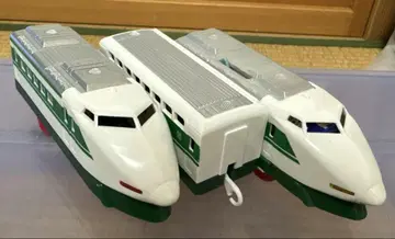 [ 200계 도호쿠 조에츠 신칸센 ] 의 차량