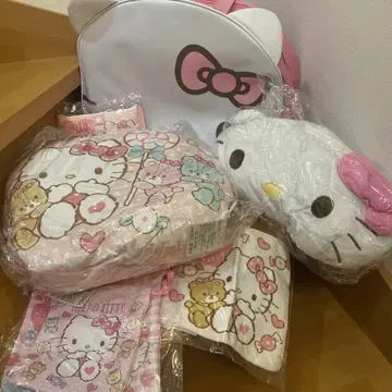 헬로키티 백 세트