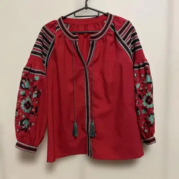 Lily Brown 블라우스와 스커트 셋업