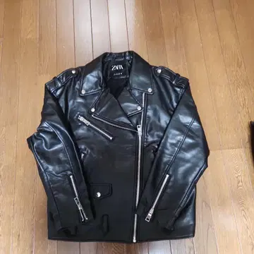 ZARA 블랙 가죽 오버 사이즈 라이더 자켓