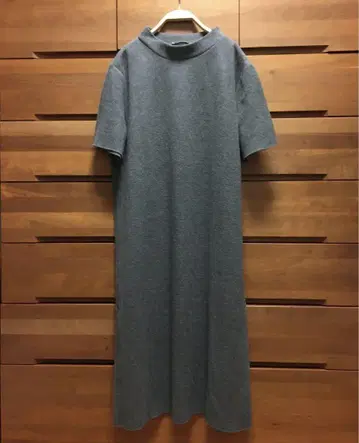 ZARA TRAFALUC 가을/겨울 그레이 반팔 롱 원피스