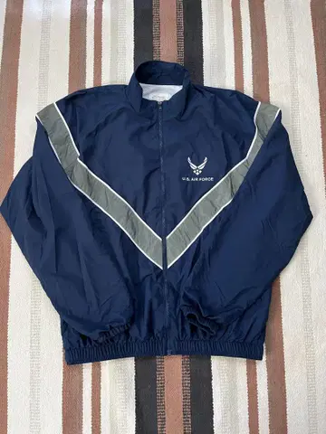 [ 새상품급 ] 미군 실물 USAF 트레이닝 자켓 NAVY S-R