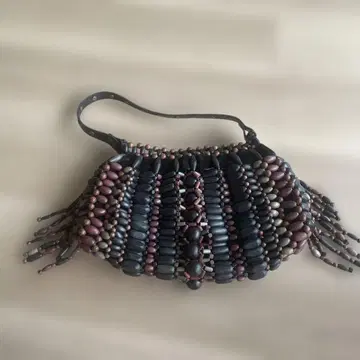 비즈 장식 프린지 핸드백