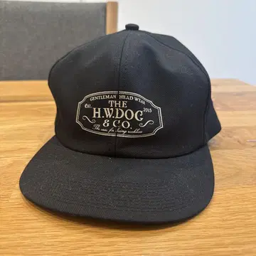 H.W.DOG & CO. 블랙 캡