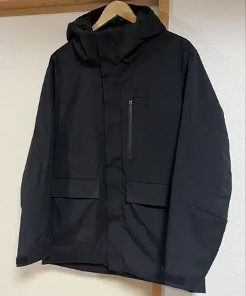 UNIQLO 하이브리드 다운 파카 블랙